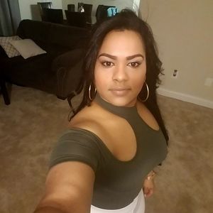 Meet your Posher, Jeni esther